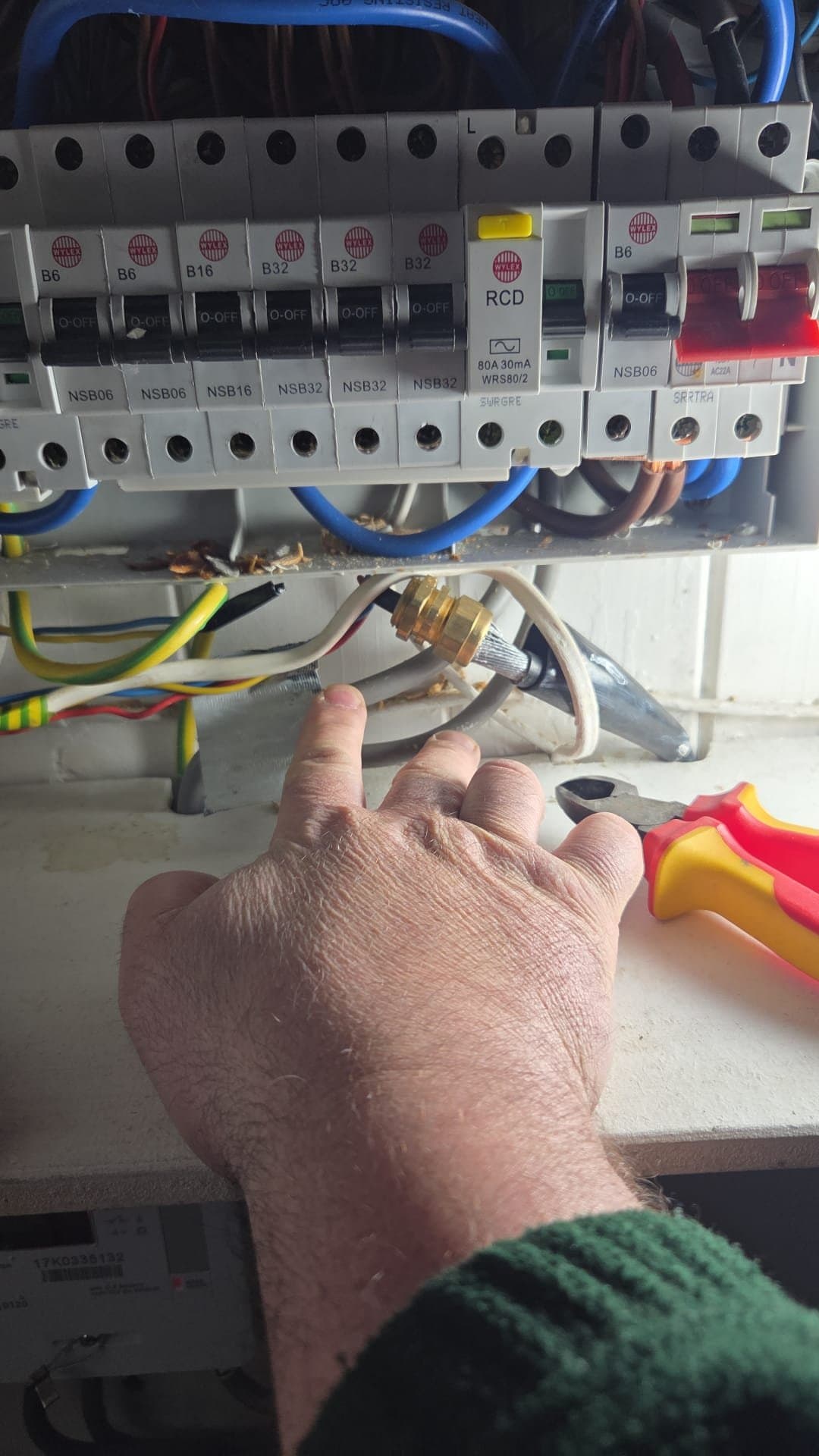 Electrician in Clapham carrying out electrical testing and fault finding in a residential property.