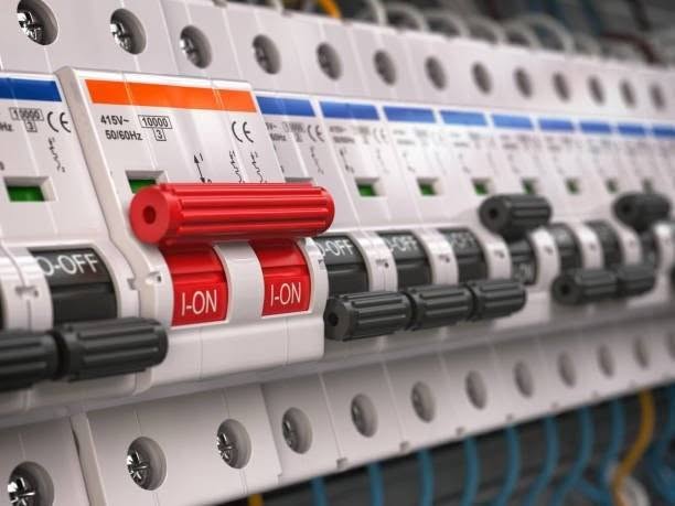 18th Edition Board Showing an 18th Edition Board with focus on the main switch