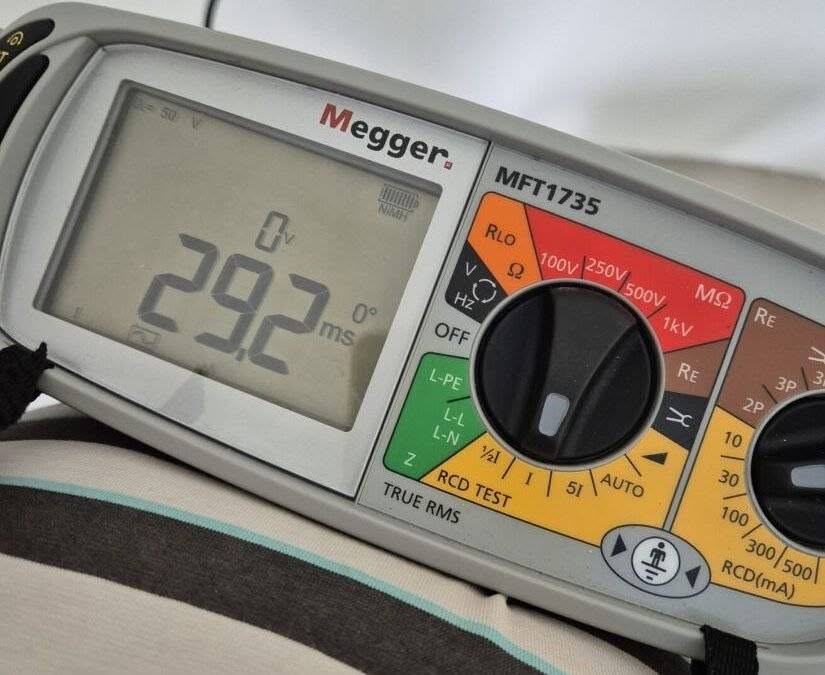 MFT Megger 1735 testing RCD for electrical safety